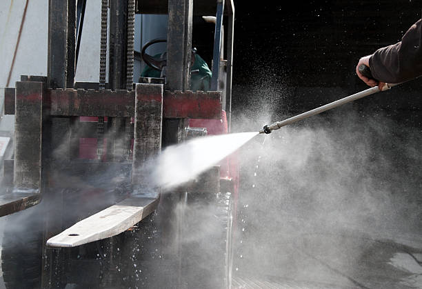 Best Machinery and Equipment Cleaning  in Dillsboro, IN